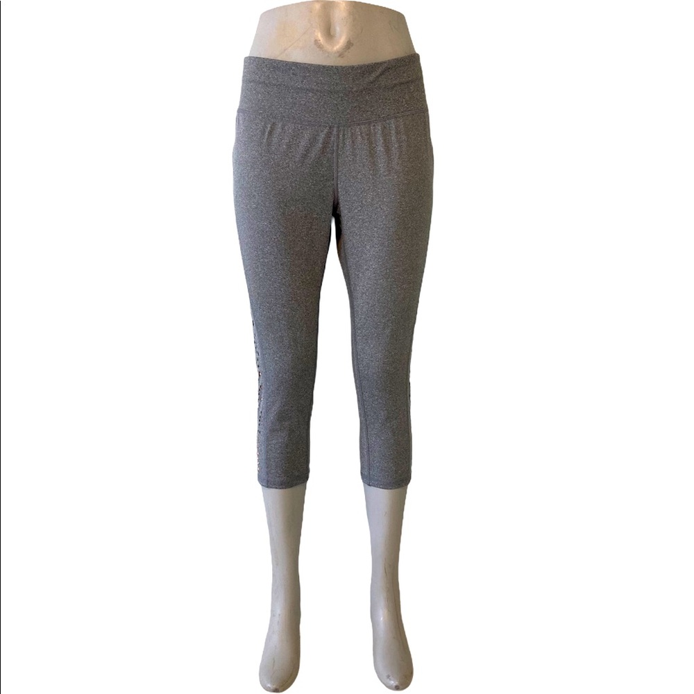 Women’s Gray Capri leggings with Coral Design